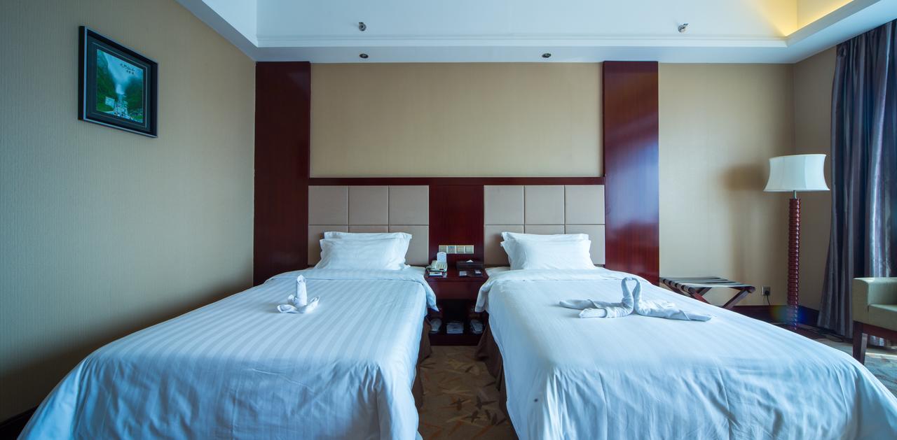 Da Cheng Shan Shui Hotel Жангжиаже Стая снимка