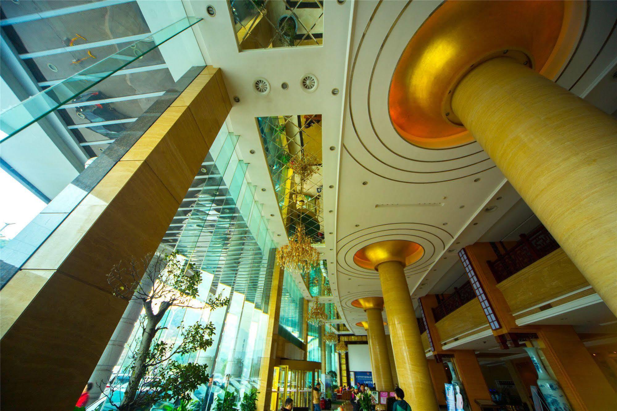Da Cheng Shan Shui Hotel Жангжиаже Екстериор снимка