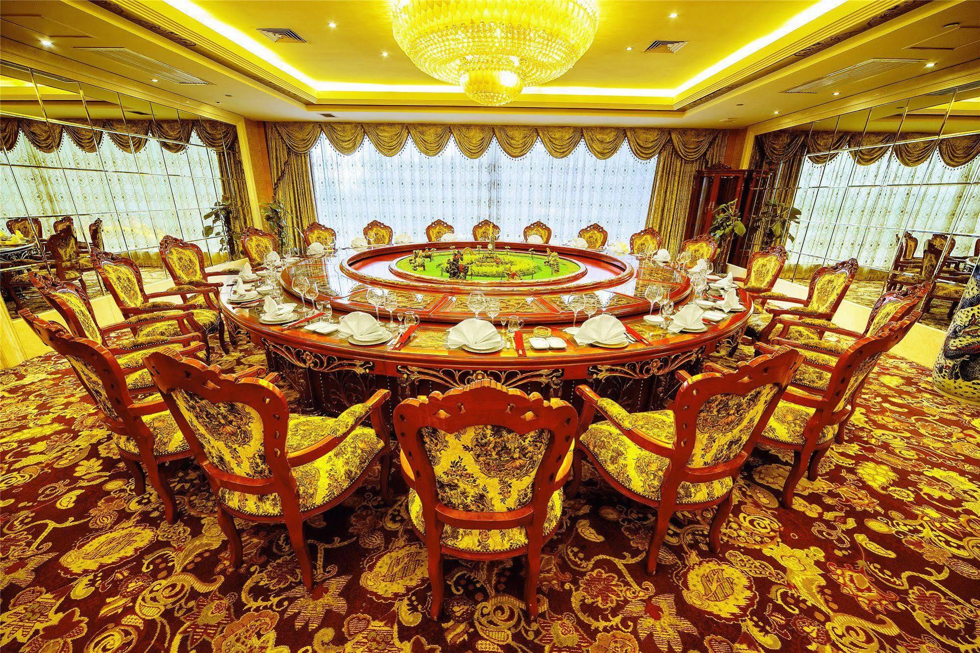 Da Cheng Shan Shui Hotel Жангжиаже Екстериор снимка